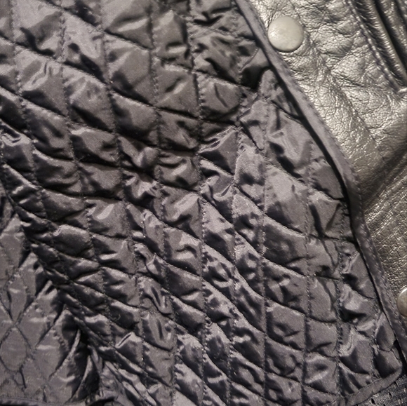 Black Leather Motorcycle Racing Jacket - Picture 7 of 8